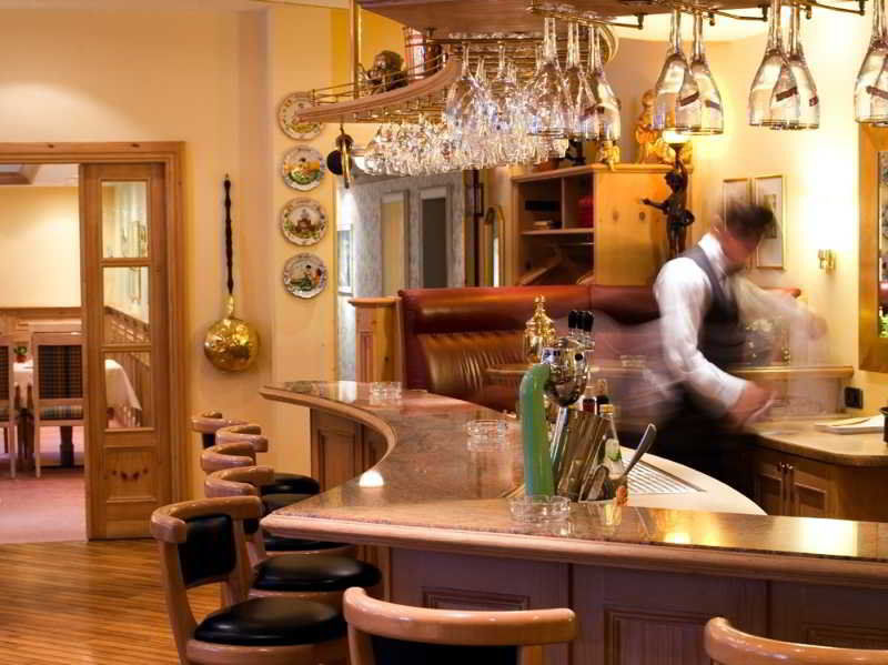 Alt Lohbruegger Hof 4*